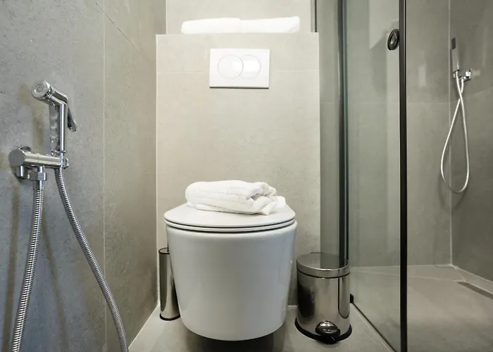 Adriatik Solera Durrës